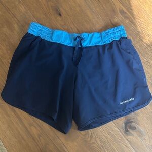 Patagonia 9 trails Dark Blue Shorts with Light Blue Waistband size small
